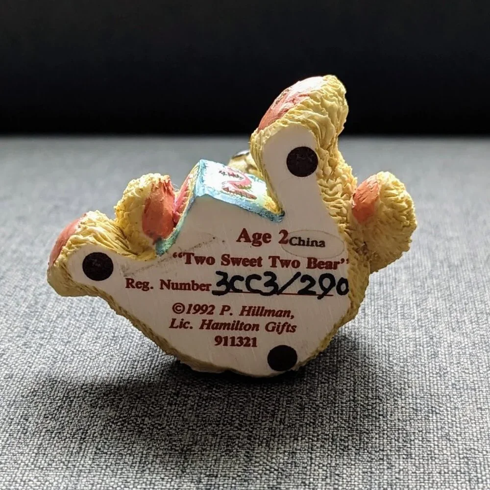 Cherished Teddies picturing vintage